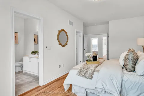87 Inverary Crescent, Vaughan, ON L4L 1A7