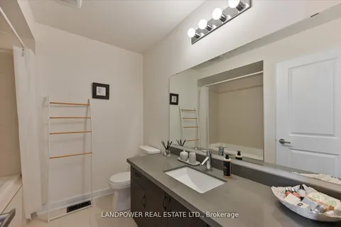 108 Dariole Drive, Richmond Hill, ON L4E 0Y8