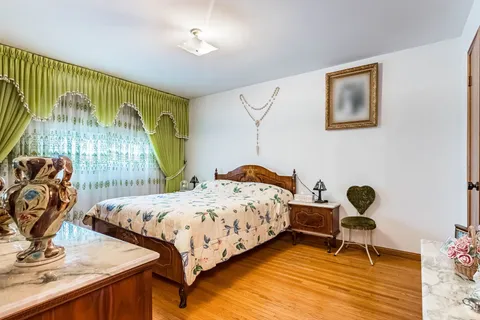 126 Spruce Avenue, Richmond Hill, ON L4C 6W1