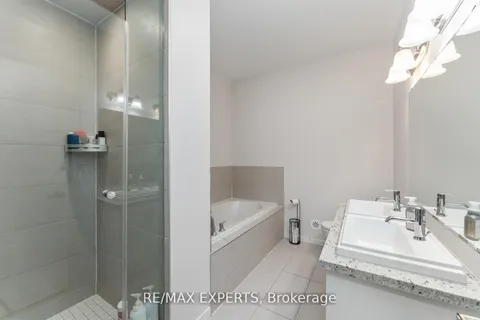 172 Sydney Circle, Vaughan, ON L4H 4R2