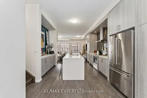 172 Sydney Circle, Vaughan, ON L4H 4R2