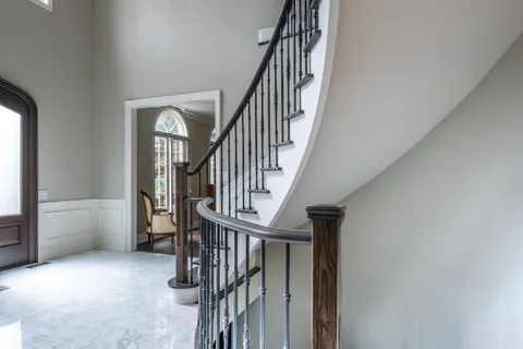 14 Prescott Court, Markham, ON L3T 5W7