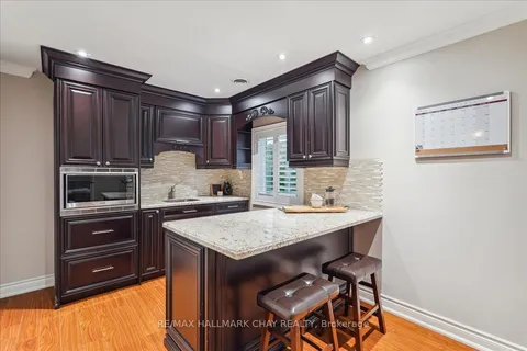 21940 Mccowan Road, East Gwillimbury, ON L0G 1M0