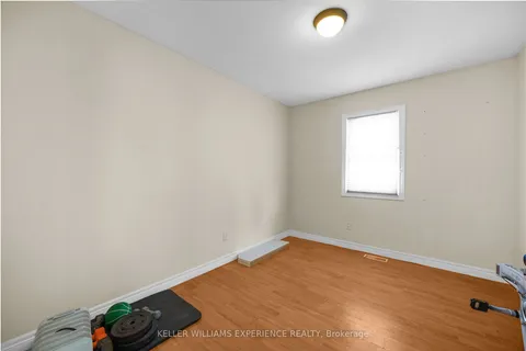 107 Sydenham Street, Essa, ON L0M 1B0