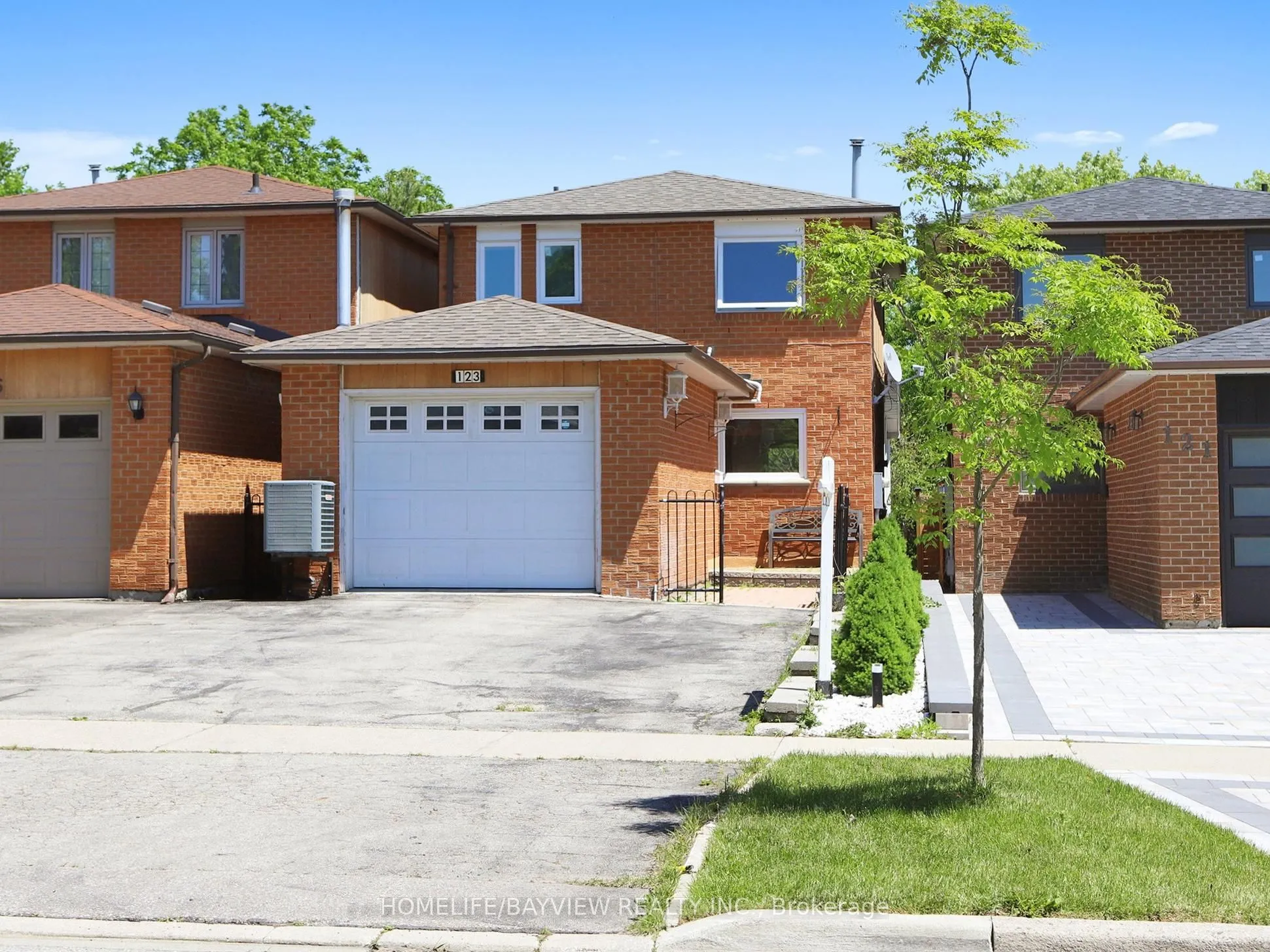 123 Kersey Crescent, Richmond Hill, ON L4C 5X4