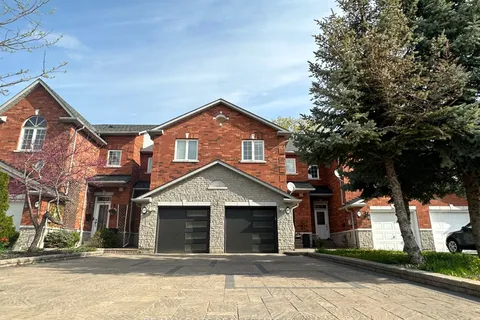 93 Benson Avenue, Richmond Hill, ON L4C 4E5