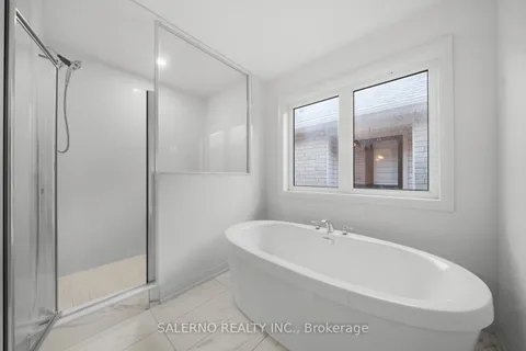 6 Primrose Heights, Adjala-Tosorontio, ON L0G 1W0