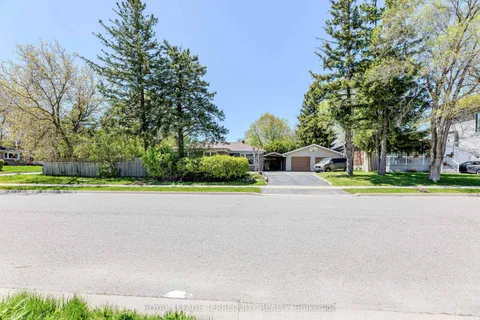 96 Talmage Avenue, Richmond Hill, ON L4C 3J8