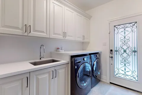 67 Wingate Crescent, Richmond Hill, ON L4B 2Y9