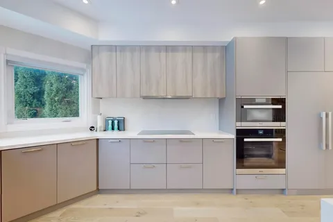 67 Wingate Crescent, Richmond Hill, ON L4B 2Y9