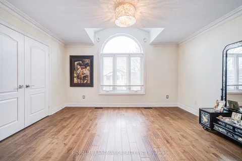2 Kimber Crescent, Vaughan, ON L4L 9A7