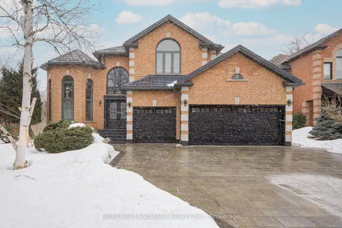 2 Kimber Crescent, Vaughan, ON L4L 9A7