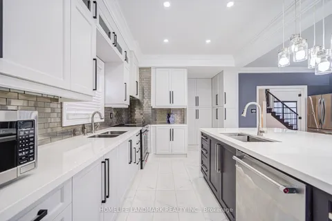 2 Kimber Crescent, Vaughan, ON L4L 9A7