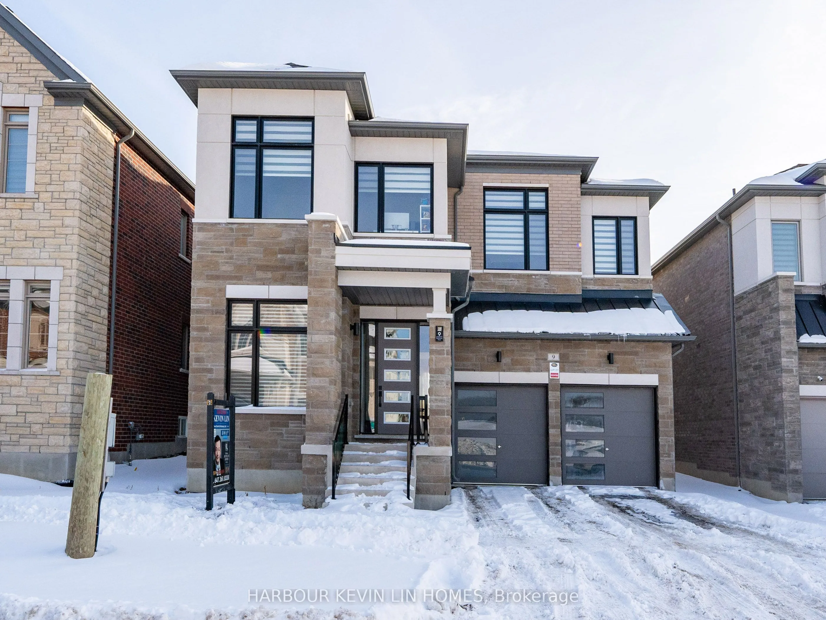9 Backhouse Drive, Richmond Hill, ON L4E 1M8