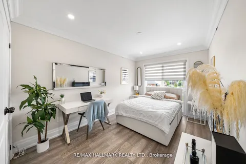 37 Copperstone Crescent, Richmond Hill, ON L4S 2C5
