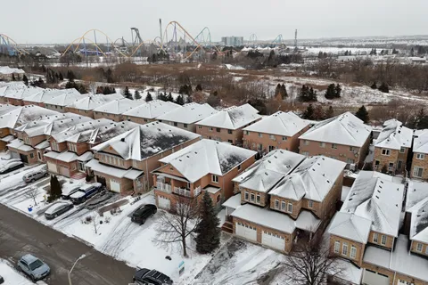 21 Casabel Drive, Vaughan, ON L6A 3M5
