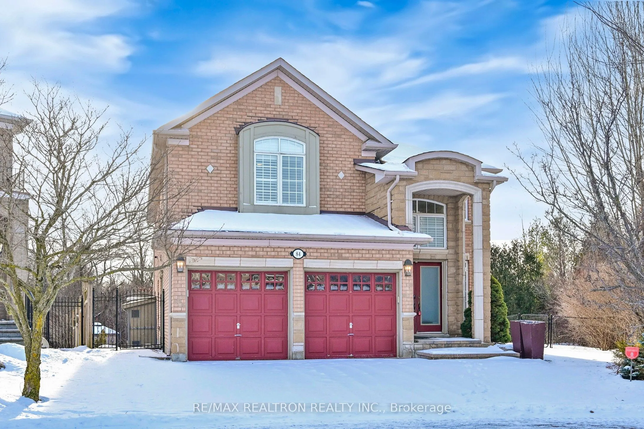 84 Shadow Falls Drive, Richmond Hill, ON L4E 4K1