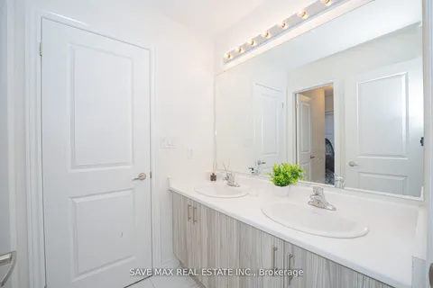 1615 CORSAL Court, Innisfil, ON L9S 0P8