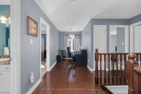 23 Mccann Crescent, Bradford West Gwillimbury, ON L3Z 0G6