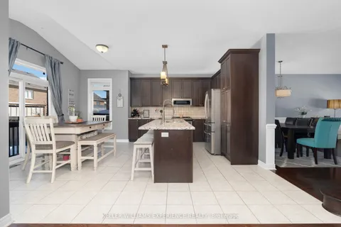 23 Mccann Crescent, Bradford West Gwillimbury, ON L3Z 0G6