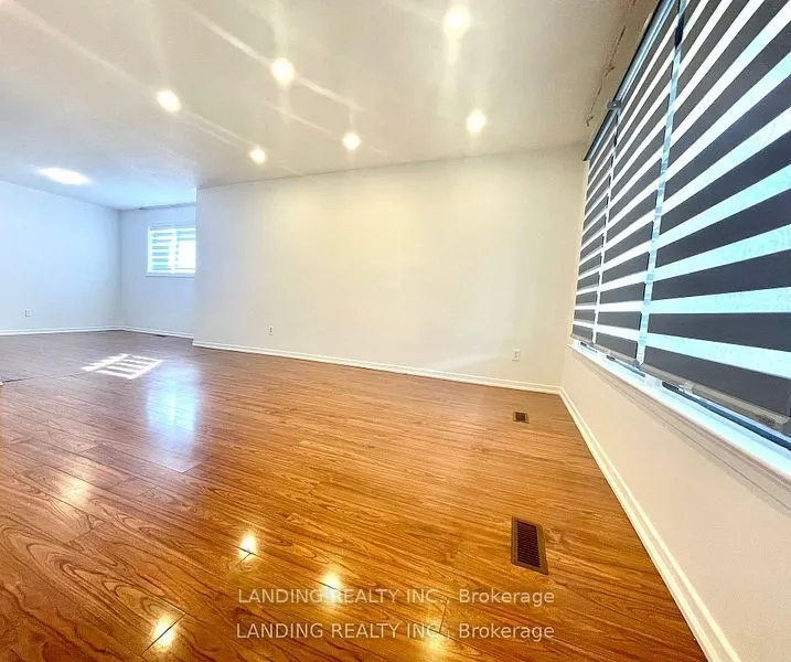 43 Shieldmark Crescent, ON L3T 3T6