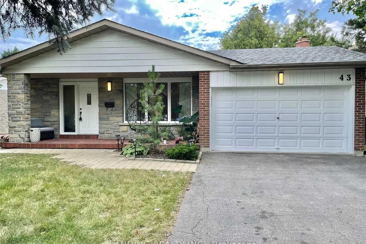 43 Shieldmark Crescent, ON L3T 3T6