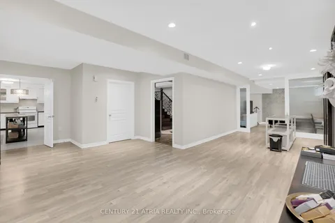 56 Delia Place, Vaughan, ON L4L 8P6
