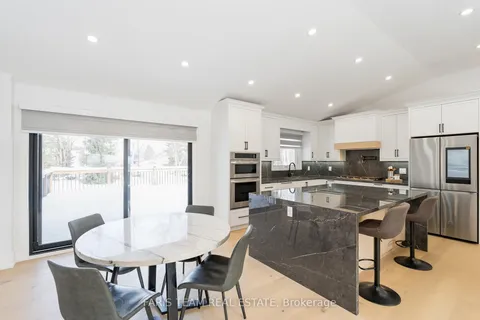 748 Trinity Street, Innisfil, ON L9S 2G8