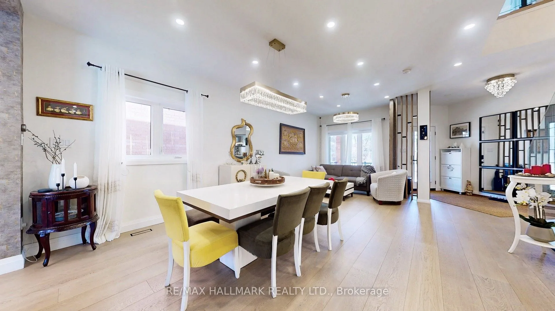 88 Canyon Hill Avenue, ON L4C 0K5