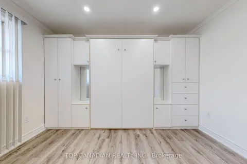 177 Newton Street, Newmarket, ON L3Y 3K6
