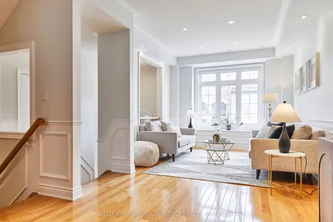 16 Isaac Devins Avenue, Vaughan, ON L4L 0A4