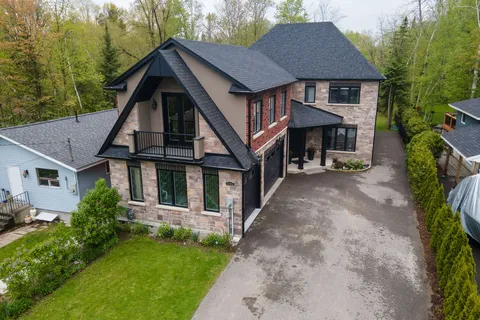 1894 Simcoe Blvd, Innisfil, ON L9S 4N4