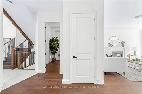 1369 Blackmore Street, Innisfil, ON L9S 0P2