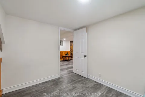 759 Chestnut Street, Innisfil, ON L9S 2H8
