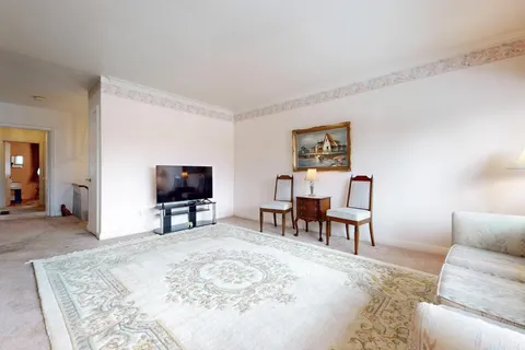 457 Paliser Court, ON L4C 1R7