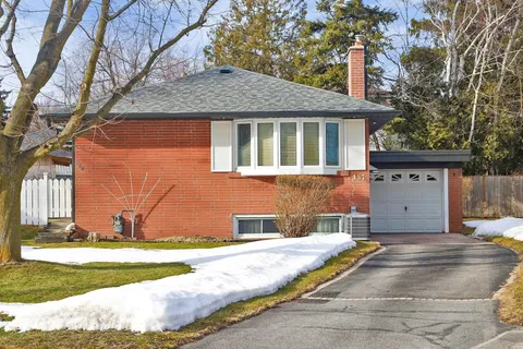 457 Paliser Court, ON L4C 1R7