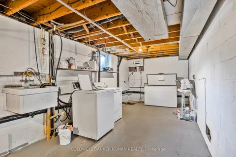 40 William Street, New Tecumseth, ON L9R 1M7