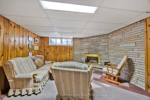 40 William Street, New Tecumseth, ON L9R 1M7