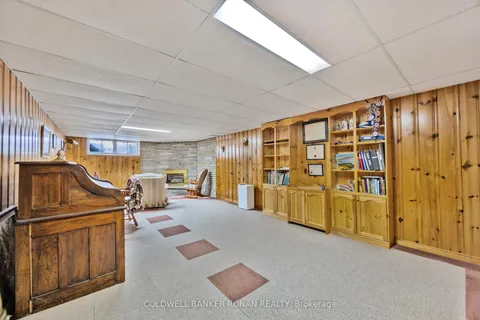 40 William Street, New Tecumseth, ON L9R 1M7