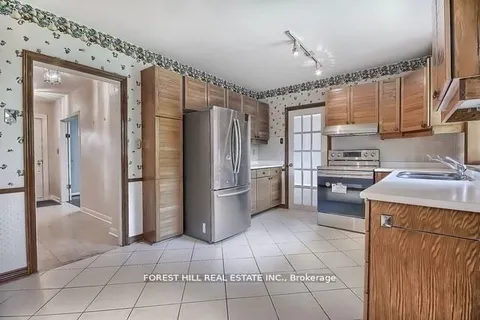73 Riverside Boulevard, Vaughan, ON L4J 1J1