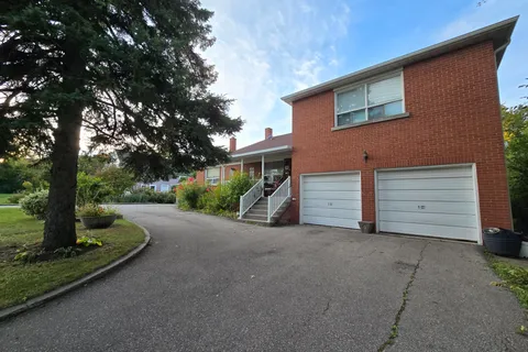 100 Langstaff Road, Richmond Hill, ON L4C 6N3