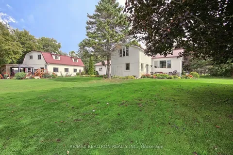 19868 McCowan Road, East Gwillimbury, ON L0G 1M0