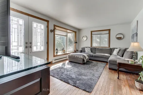 19868 McCowan Road, East Gwillimbury, ON L0G 1M0