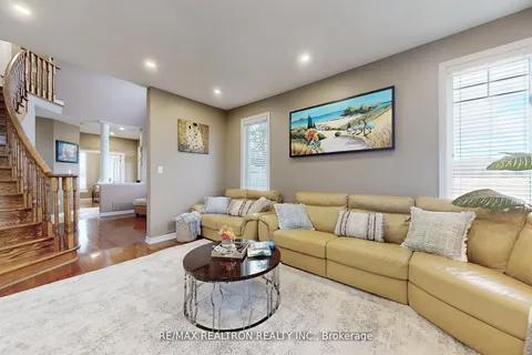 117 Shirrick Drive, Richmond Hill, ON L4E 0B7