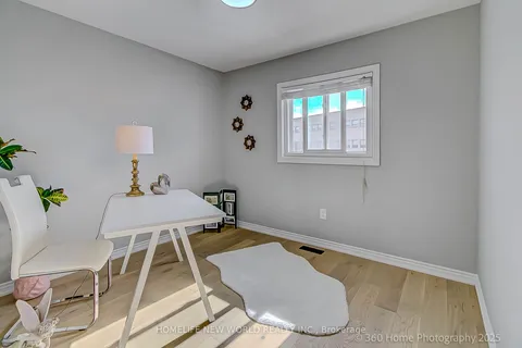 350 Pickering Crescent, Newmarket, ON L3Y 8G7