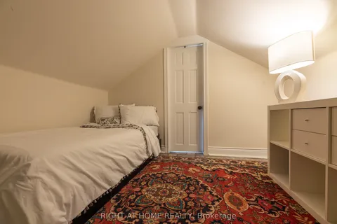 120 Wright Street, Richmond Hill, ON L4C 4A5