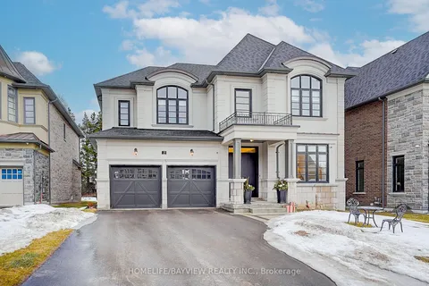 25 Calla Trail, Aurora, ON L4G 6W4