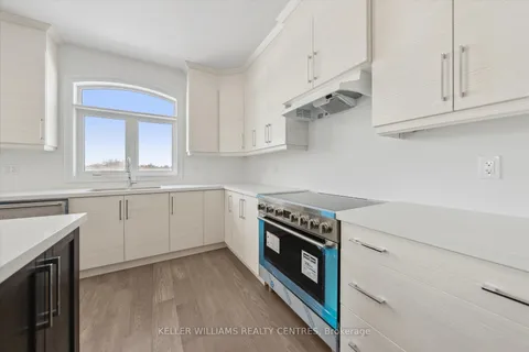 60 Wood Crescent, Essa, ON L3W 0W5