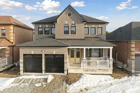 59 Wood Crescent, Essa, ON L3W 0M5