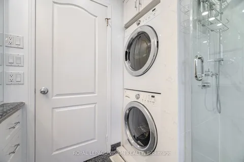 282 Firglen Ridge N/A, Vaughan, ON L4L 1N7